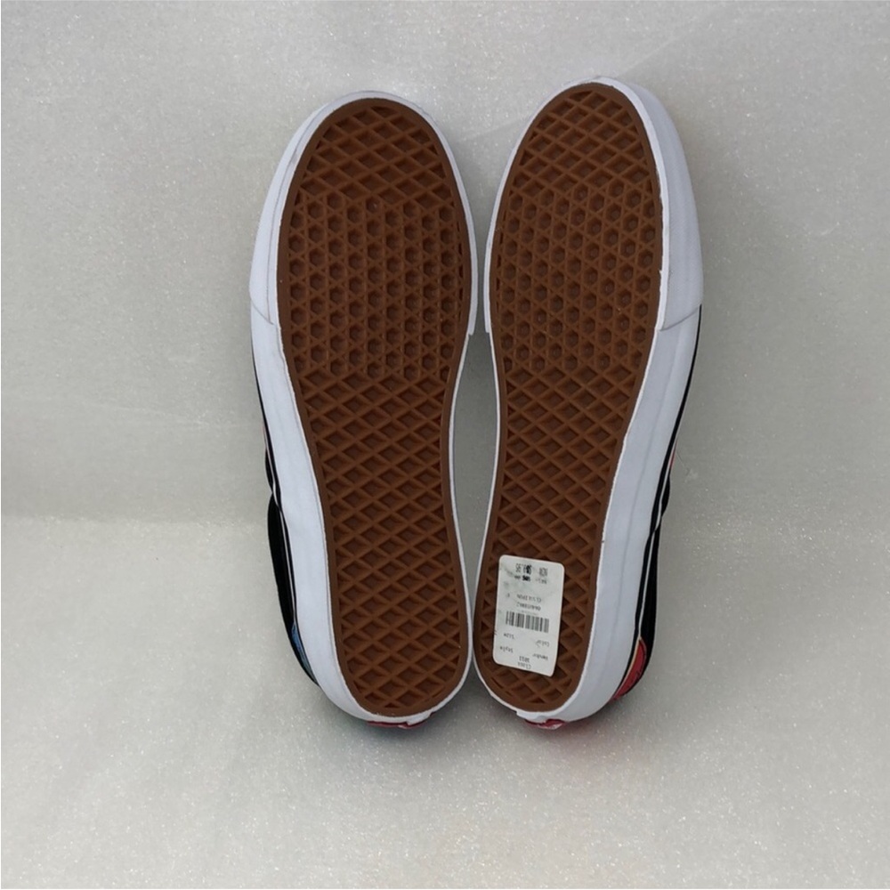 VANS Sneakers Spirit Design Slip-On Colorful Language Print Men’s Size 10.5 - Picture 8 of 12